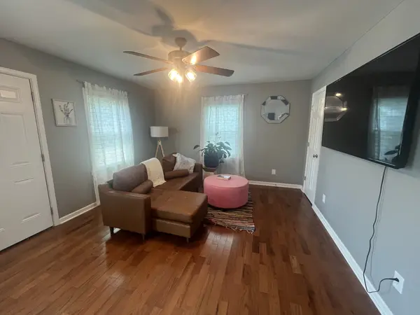 174 E Schell St, Gallatin, TN 37066