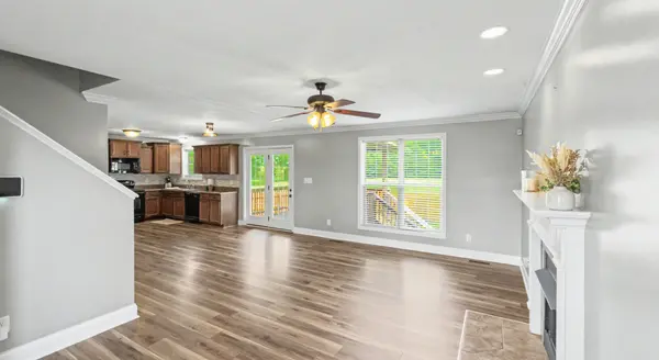 3809 Suiter Rd, Clarksville, TN 37040