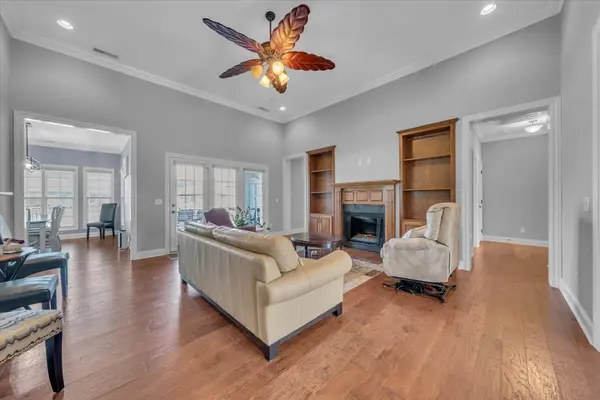 61 N Kensington Ct, Manchester, TN 37355