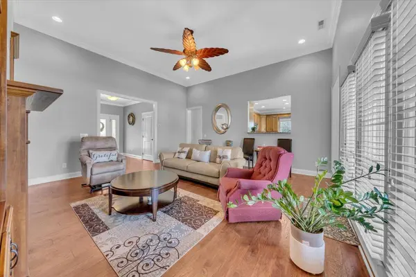 61 N Kensington Ct, Manchester, TN 37355