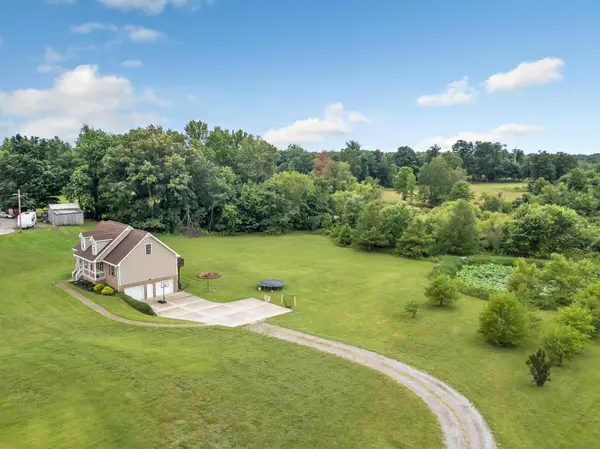 4267 Mount Zion Rd, Springfield, TN 37172