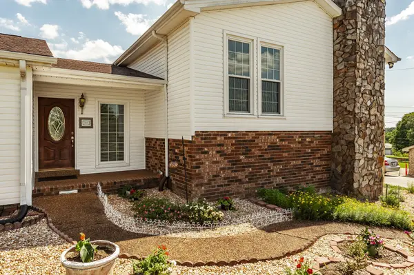 710 Shute Ln, Hendersonville, TN 37075
