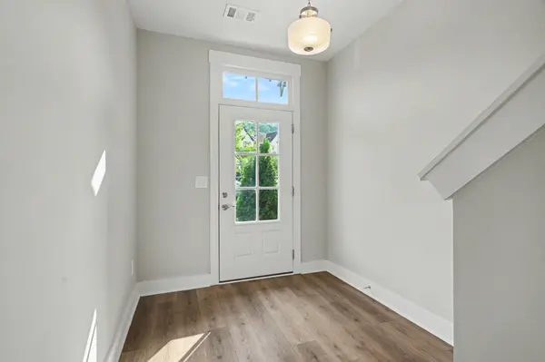 239 Stonecrest Cir, Nashville, TN 37209