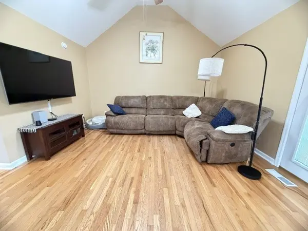 125 Hazelwood Ln, Winchester, TN 37398
