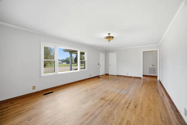 2404 Main Street, Pikeville, TN 37367