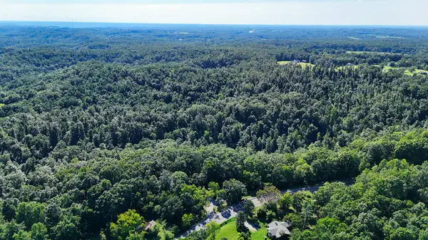 1 Lindsey Hollow Rd, Gallatin, TN 37066