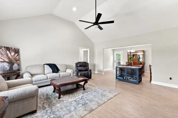124 Simmons Ln, Shelbyville, TN 37160