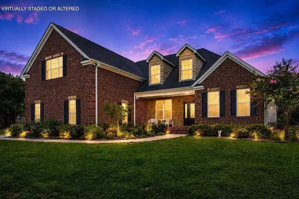 6924 Neville Drive,  Ooltewah,  TN 37363