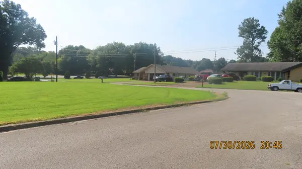19 Wallace Cv, Jackson, TN 38305