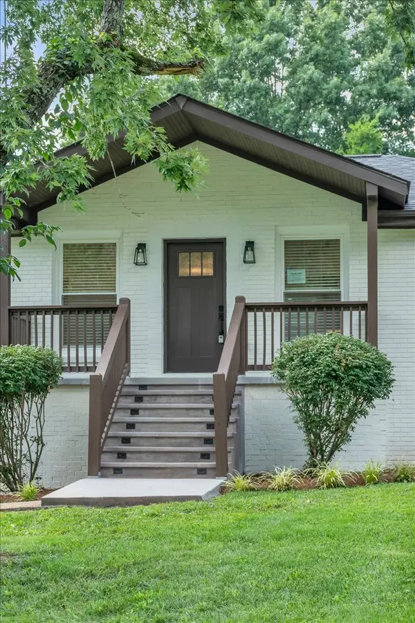7320 Coronado Ct, Nashville, TN 37221