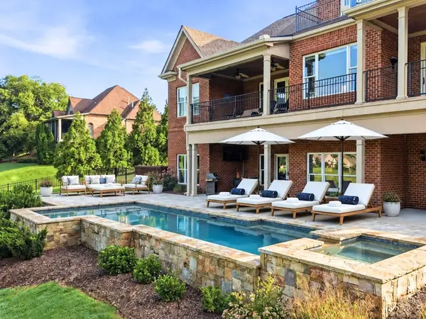 549 Magnolia Vale Drive, Chattanooga, TN 37419