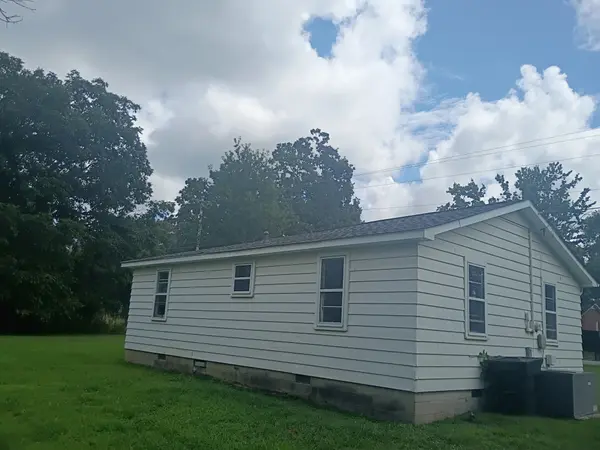 305 Marbury Rd, Tullahoma, TN 37388