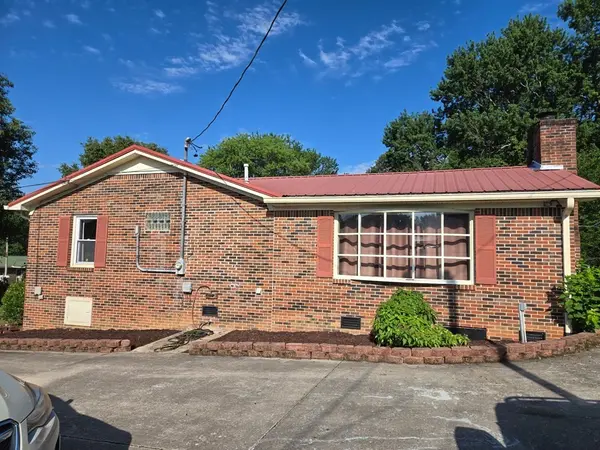 301 McQuade Cir, Mcminnville, TN 37110