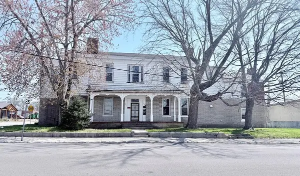 702 S Clay St, Hopkinsville, KY 42240