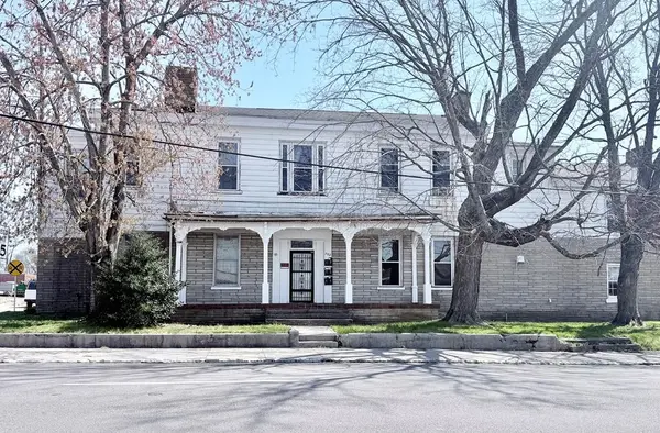 702 S Clay St, Hopkinsville, KY 42240