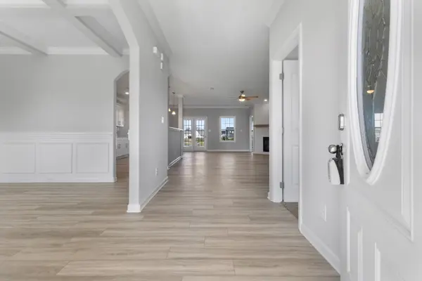 480 Kildeer Dr, Clarksville, TN 37040
