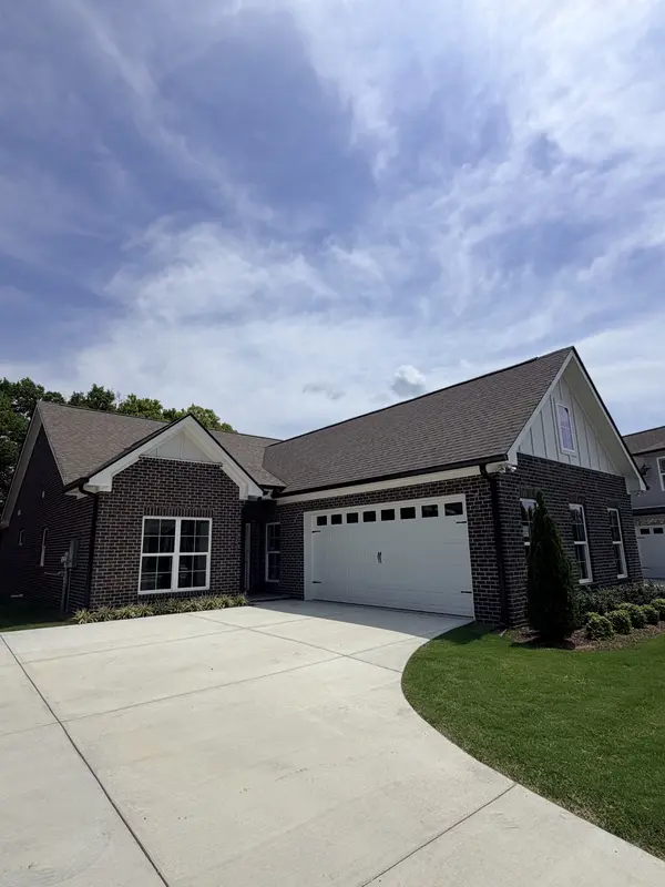 7204 Maddenwood Ln, Hermitage, TN 37076