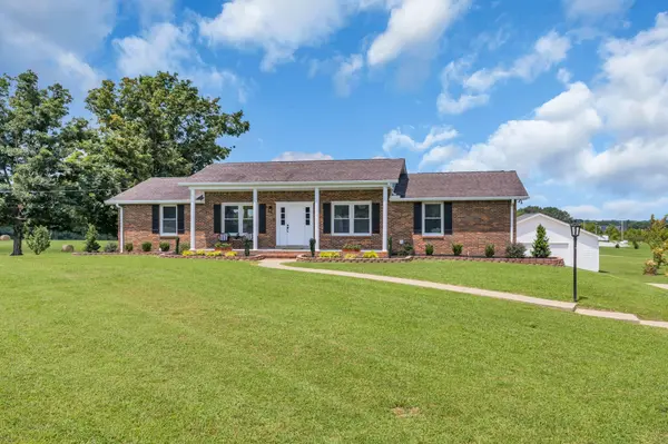 2151 Abiff Rd, Burns, TN 37029