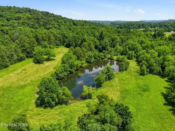 813 Ward Rd, Decatur, TN 37322