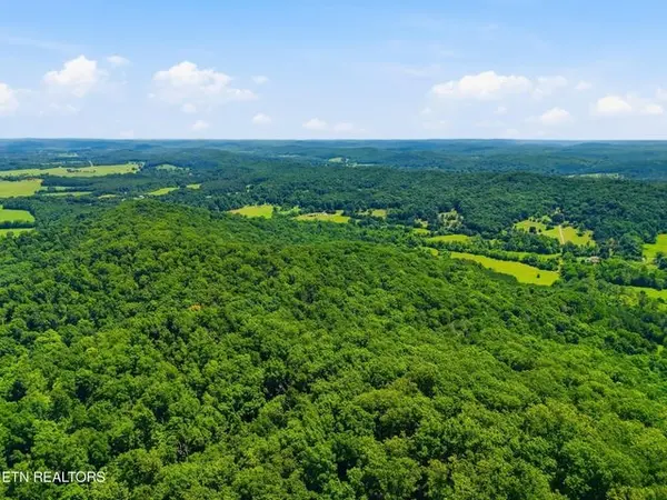 813 Ward Rd, Decatur, TN 37322