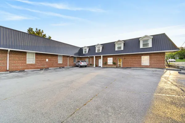 607B S Locust St, Springfield, TN 37172