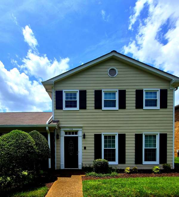 128 Boxwood Dr, Franklin, TN 37069