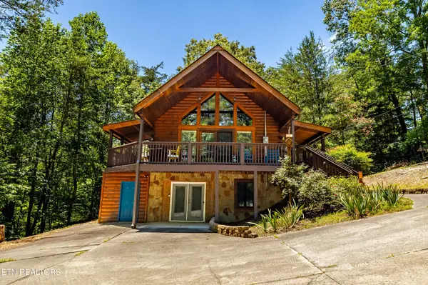 3447 Dogwood Circle, Pigeon Forge, TN 37863