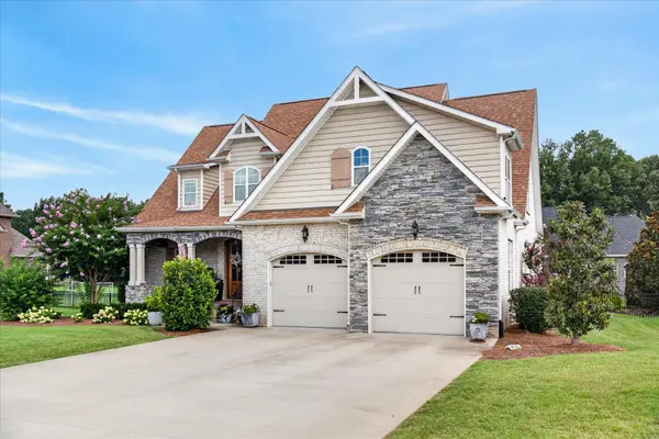 1521 Amblewood Way, Clarksville, TN 37043