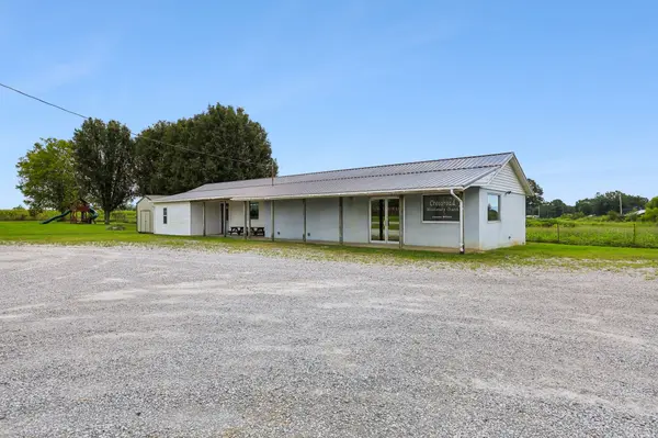 5365 Six Mile Board Rd, Belvidere, TN 37306