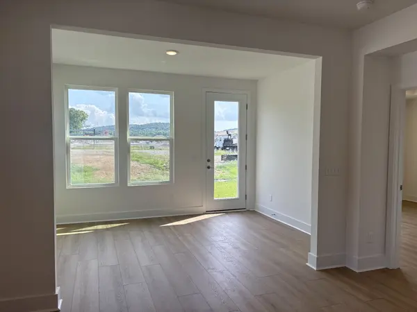 507 Scarlet Oak Rd, Lebanon, TN 37090