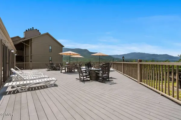 3710 Weber Road #UNIT 304-B, Gatlinburg, TN 37738