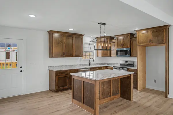133 Martha Circle, Lafayette, TN 37083