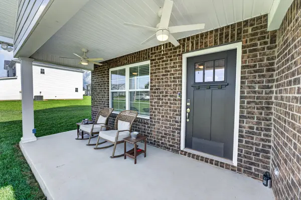 74 Frost St, Decherd, TN 37324