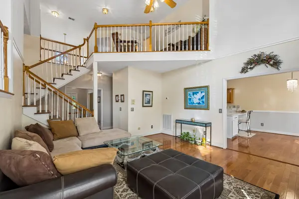 1077 Beech Tree Ln, Brentwood, TN 37027