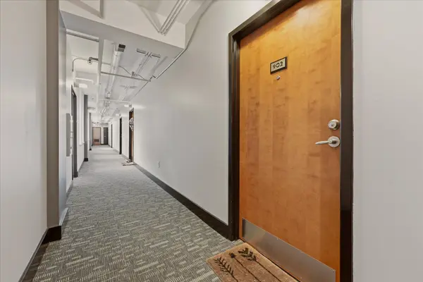 700 Church St #902, Nashville, TN 37203
