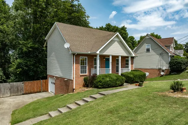 2687 Elkmont Dr, Clarksville, TN 37040
