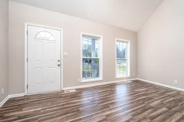 2687 Elkmont Dr, Clarksville, TN 37040