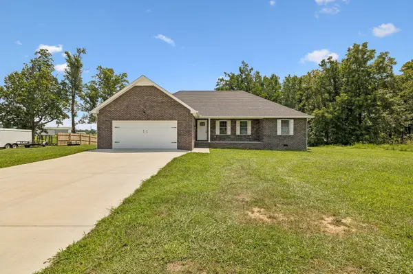 73 Marys Ln, Lafayette, TN 37083