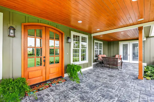 121 Wartrace Creek Rd, Wartrace, TN 37183