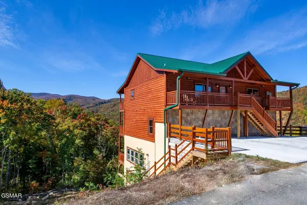 923 Street Of Dreams Drive, Gatlinburg, TN 37738