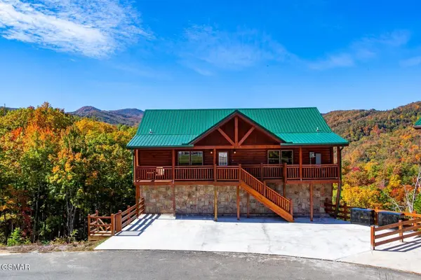 923 Street Of Dreams Drive, Gatlinburg, TN 37738