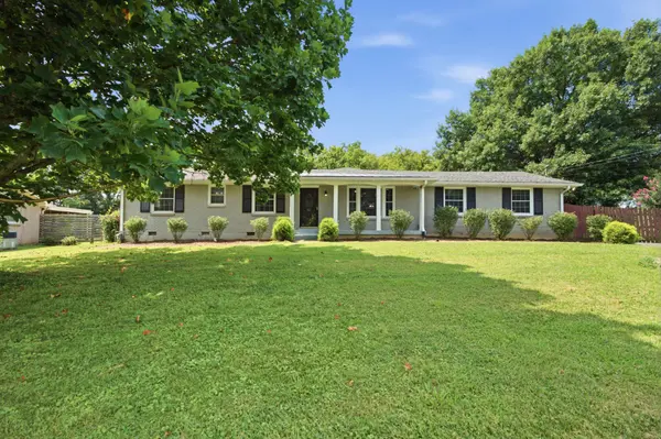 114 Wessington Pl,  Hendersonville,  TN 37075