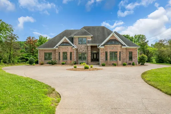202 North Clydeton Road, Waverly, TN 37185