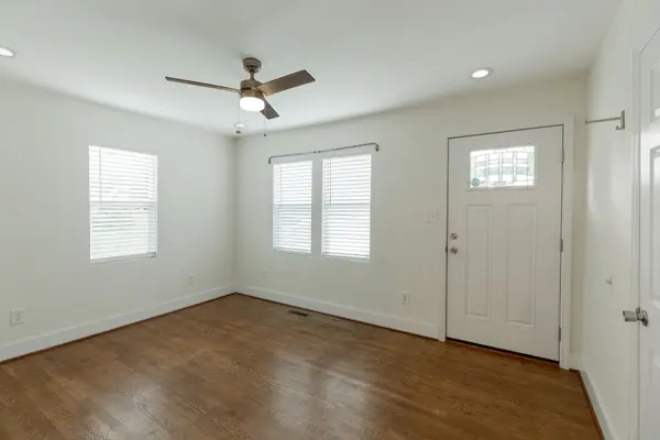 326 E Highland Dr, Columbia, TN 38401
