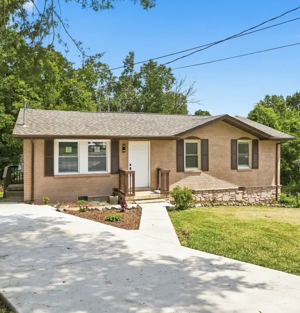 613 Maclaurin Ct, Nashville, TN 37207