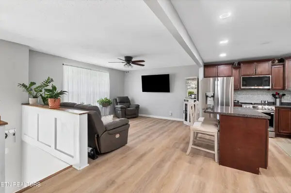 315 Arbor Drive, Maryville, TN 37804