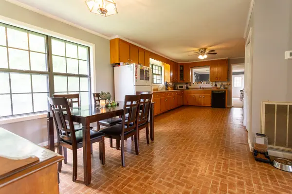 4860 Highway 149, Cumberland City, TN 37050
