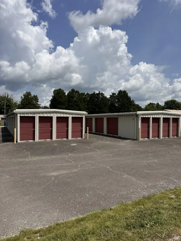 209 May St, Lawrenceburg, TN 38464