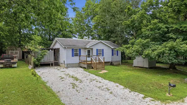 706 Madison St, Manchester, TN 37355