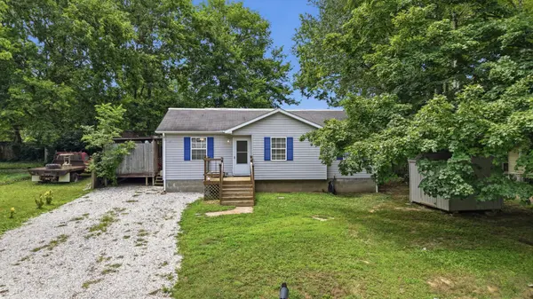 706 Madison St, Manchester, TN 37355
